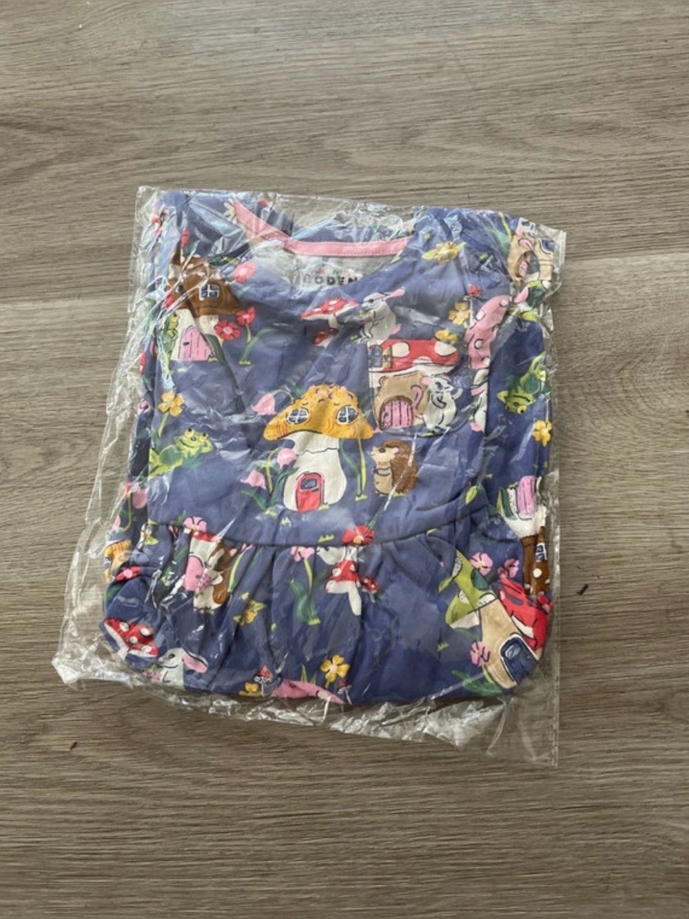 Mini boden long sleeves mushroom purple dress
